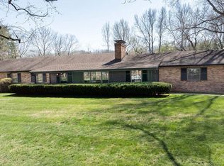 4 Glen Abbey Dr, Saint Louis, MO