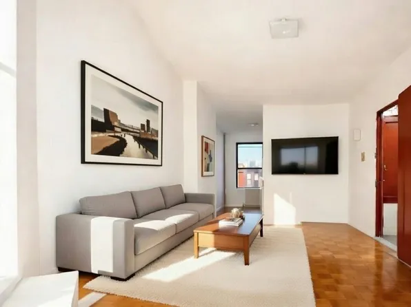 323a East 89th Street image 1 of 6