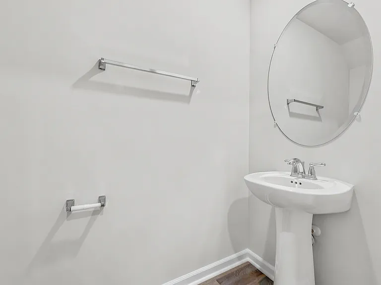 310 Honeystone St — Photo 6