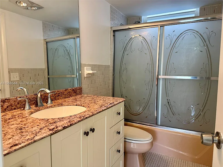 2855 Leonard Dr #H202 — Photo 29
