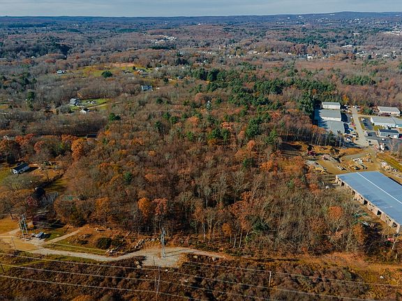 2nd image of 168 Burbank Rd