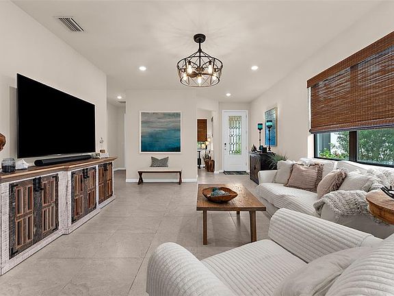 5th image of 13554 NOBILIO STREET