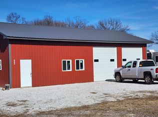 7060 Norway Rd, Neosho, MO 64850