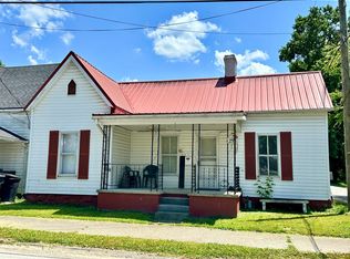 414 E 2nd St, Augusta, KY 41002