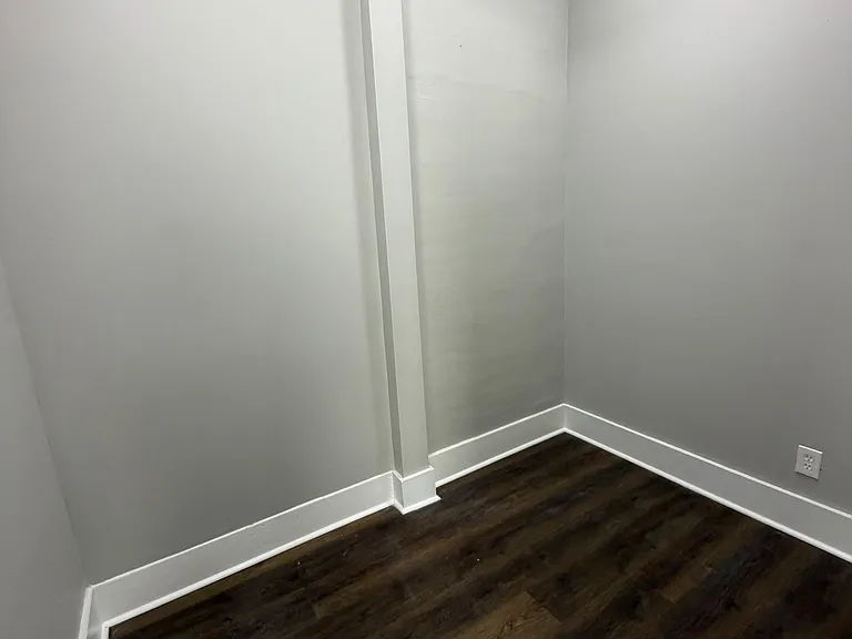 1312 Earl Ave — Photo 6