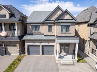 60 Bremner St, Whitby, ON L1R 0P8