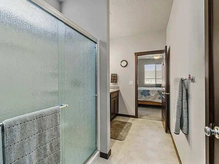 198 N Spindle — Photo 11