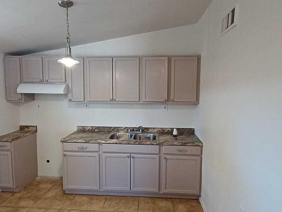 3rd image of 2410 S Sawtelle Ave