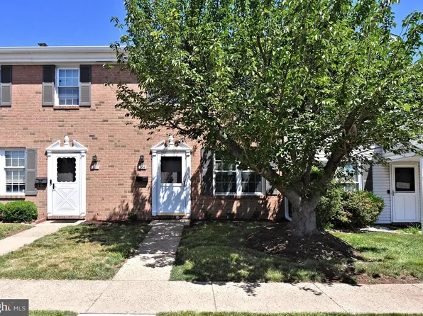 306 Christopher Ct, Lansdale, PA 19446