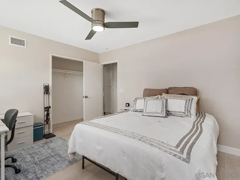 1516 Encino Ave #B — Photo 25