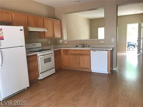 4th image of 6188 Mountain Hemlock Ave