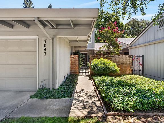 4th image of 7047 La Costa Ln