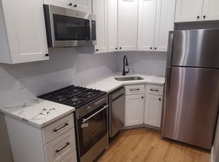 181 Endicott St APT 1, Boston, MA 02113