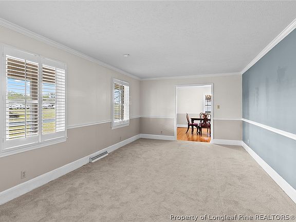 4th image of 52 N Hill Street Rd