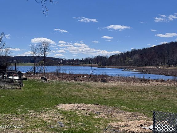 5th image of 97 Lakeside Dr