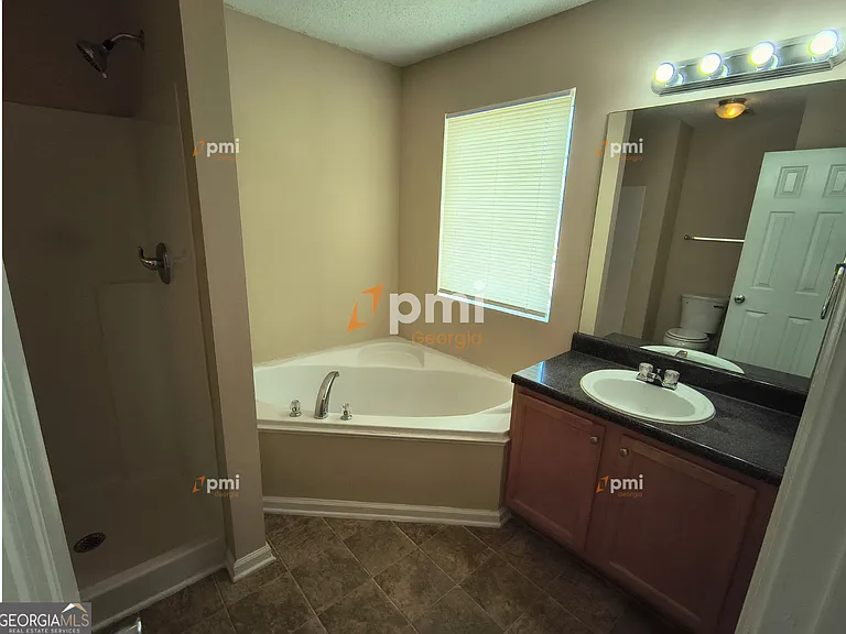 163 Chastain Way — Photo 12