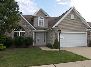18320 Winding Oak Dr, Middleburg Heights, OH 44130