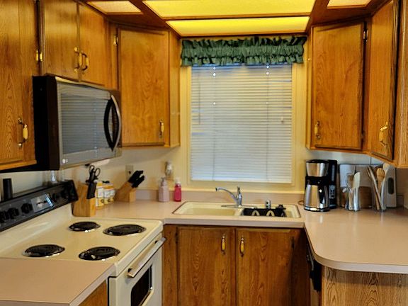 5th image of 8700 E University Dr #1618