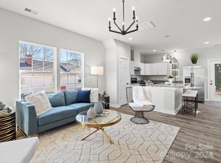 1221 W Garrison Blvd, Gastonia, NC 28052