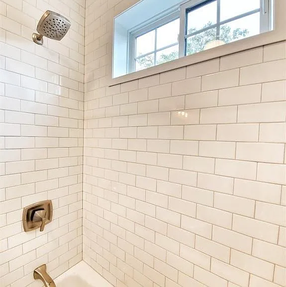 5 Isaacs St #2B — Photo 6