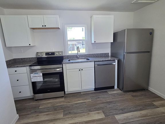 4th image of 608 Parsonage Street