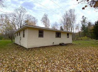 7214 Caine Rd, Vassar, MI 48768