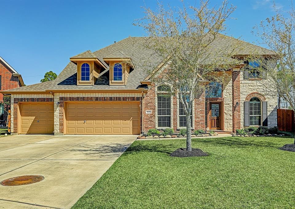 1st image of 1128 Boxwood Pl