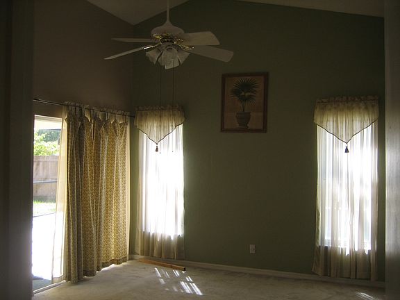 4th image of 12339 Kenton Ct