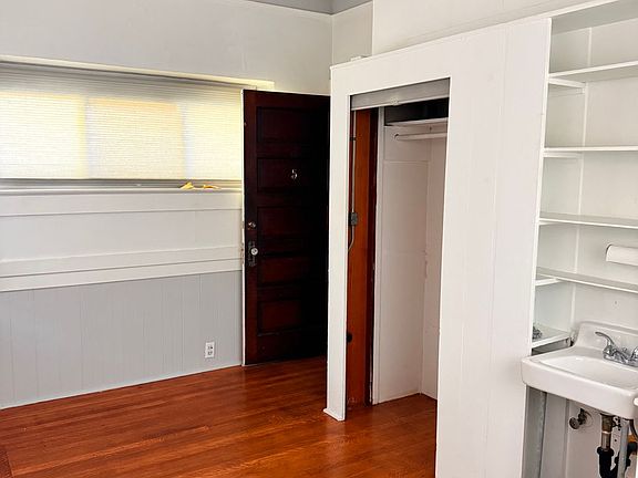2nd image of 1134 Garden St