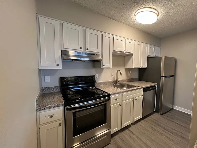 Valley Crest — Photo 11