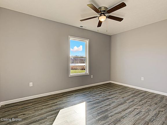 2nd image of 160B Shirley Blvd #160A