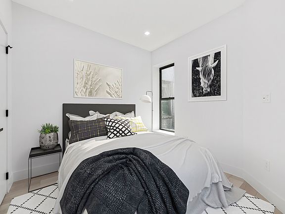 5th image of 34-32 43rd St #3R