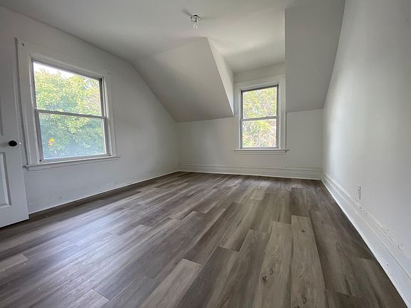 3rd image of 247 S 2nd Ave #2