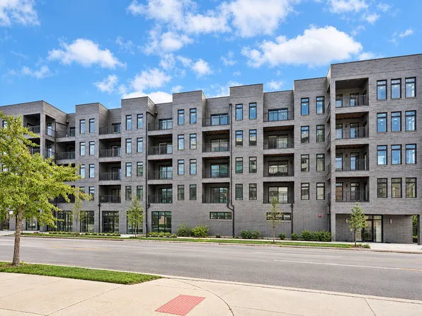 824 E 61st St #310, Chicago, IL 60637