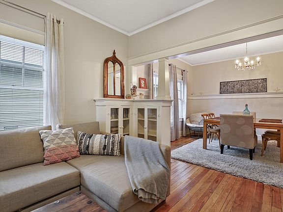 3rd image of 175 Cordova St