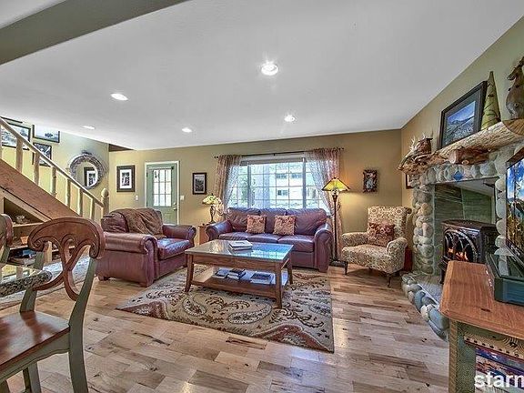 4th image of 490 Cayuga Cir
