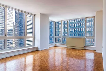 Rented by Addison Property Group