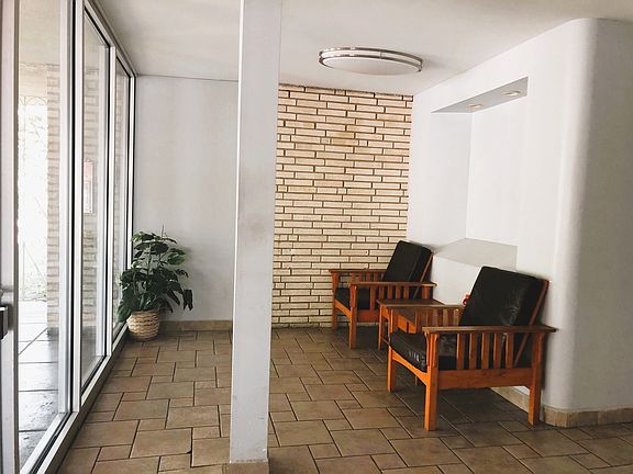 2nd image of 2501 W Touhy Ave APT 402