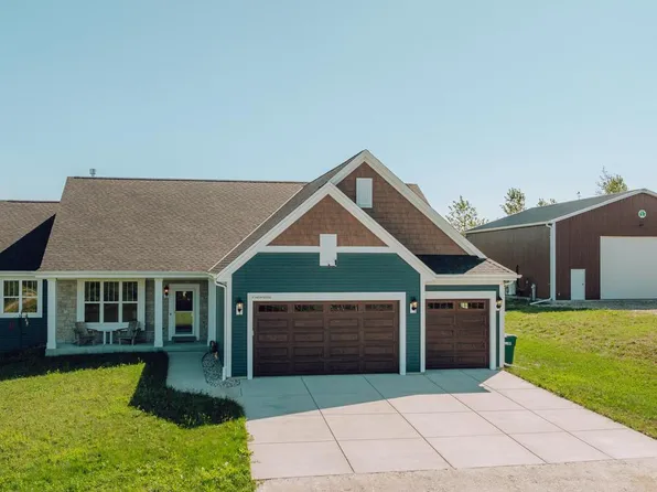 W140N14350 Country Aire DRIVE, Germantown, WI 53022
