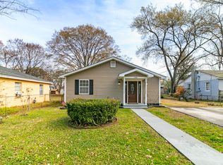 5048 Rockingham St, North Charleston, SC 29406