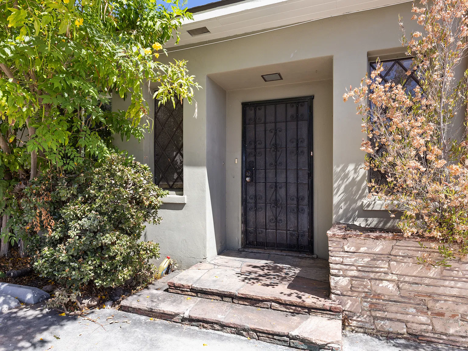 6 bed, 1720 sqft, $7,300 — Photo 4