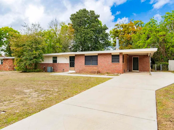 3766 Tom Lane Dr, Pensacola, FL 32504