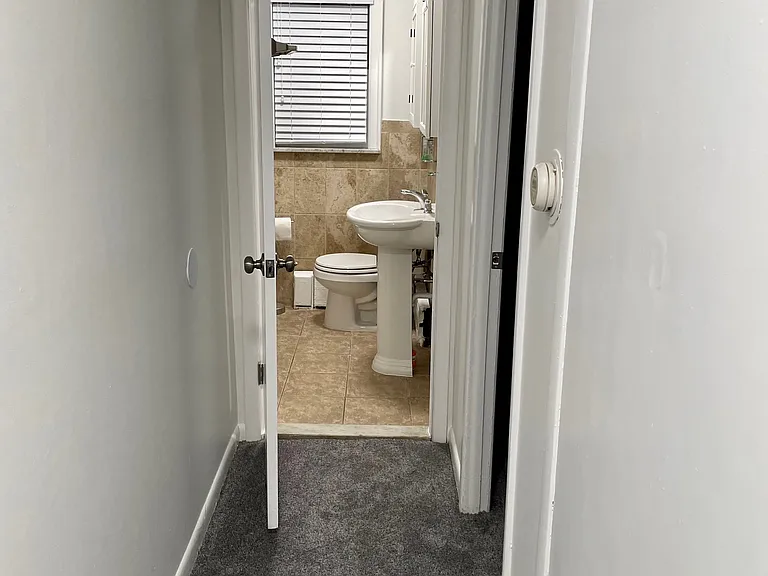 34 Thomas St #2 — Photo 5
