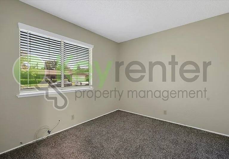 245 Withington Ave — Photo 17