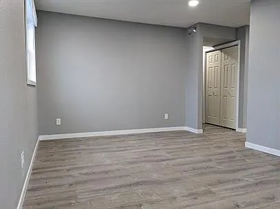 109 Ludland Drive #5 - 1 — Photo 4