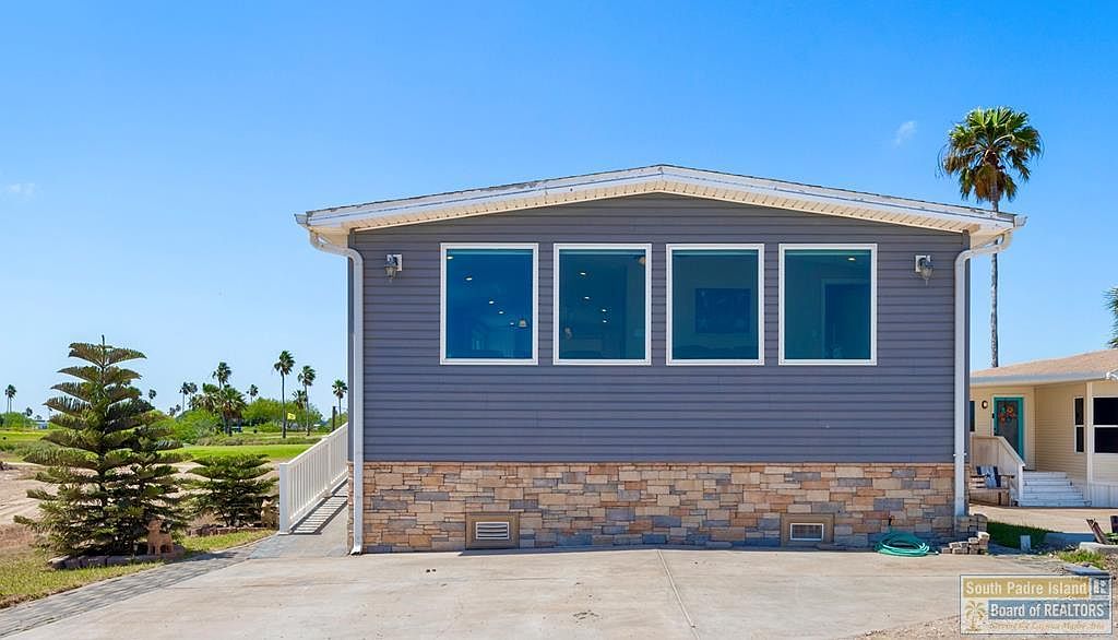 Sand Dollar Dr #A