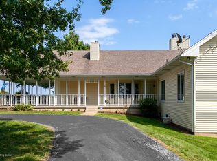 1983 Hieatt Ln, Smithfield, KY 40068