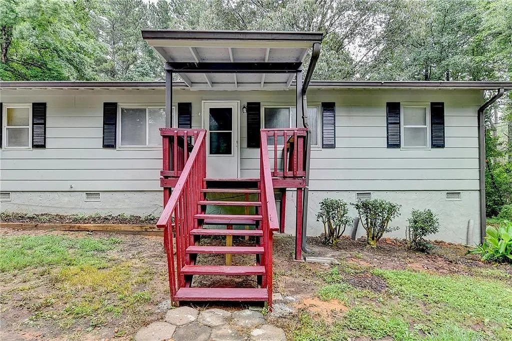 1 bed, 1.0 bath, 1080 sqft, $1,200 — Photo 2