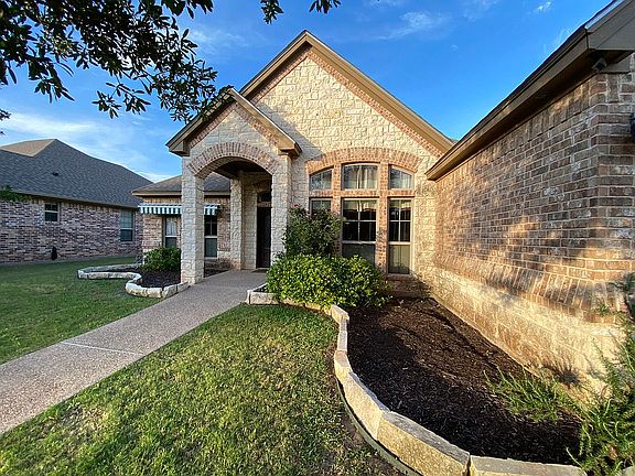 2nd image of 3024 Whistler Dr