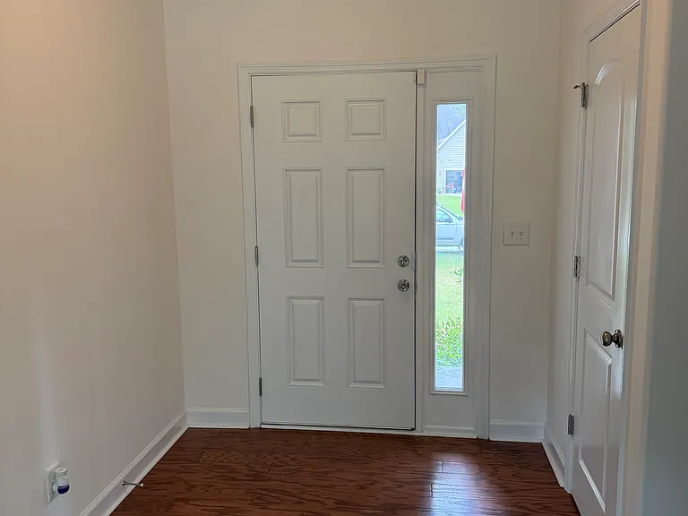 128 Bayside Dr — Photo 5